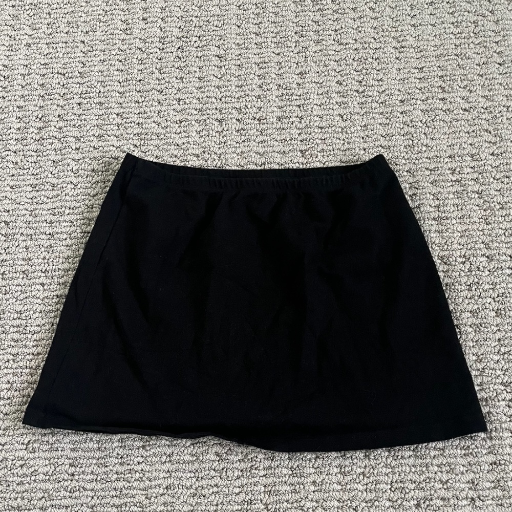 brandy melville black mini skirt